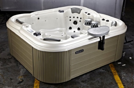 Гидромассажный бассейн Sunrans SR866 Гидромассажный бассейн Sunrans SR866