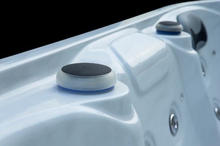 Гидромассажный спа-бассейн Sunrans SR812A Гидромассажный спа-бассейн Sunrans SR812A