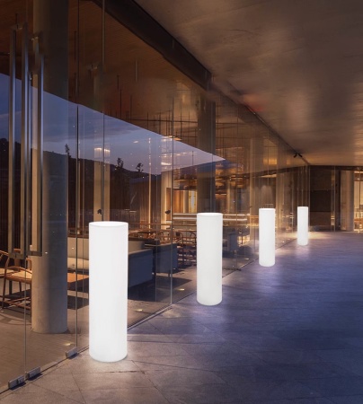 Светильник Цилиндр 40х80 питание от 220, RGB Светильник Цилиндр 40х80 питание от 220, RGB